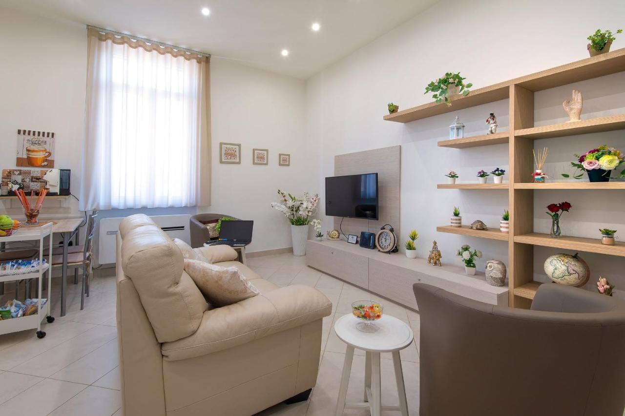 La Preziosa Apartment Duomo ナポリ エクステリア 写真